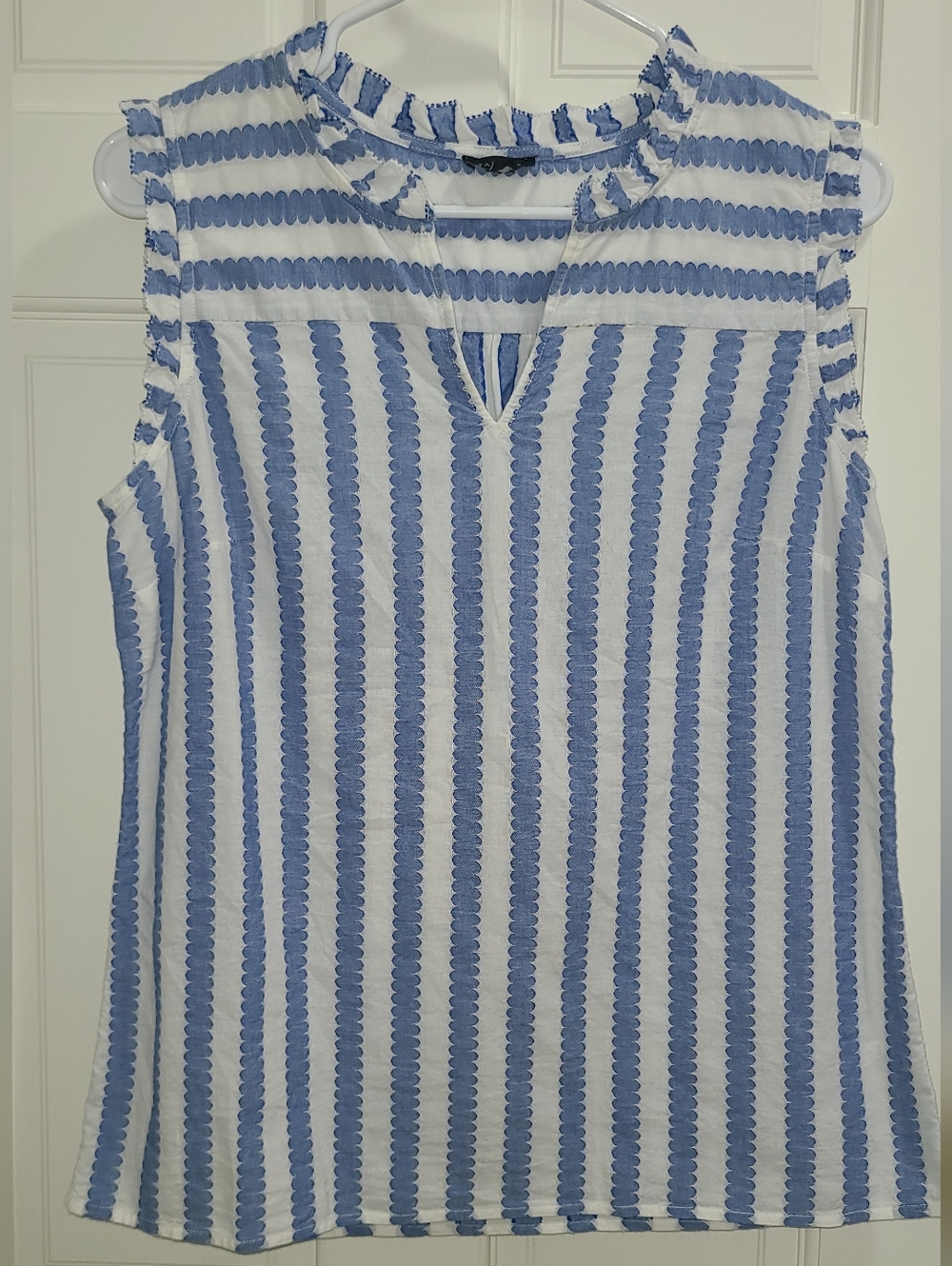 Talbots Striped Ruffle Neck Sleeveless Top In Blue & White